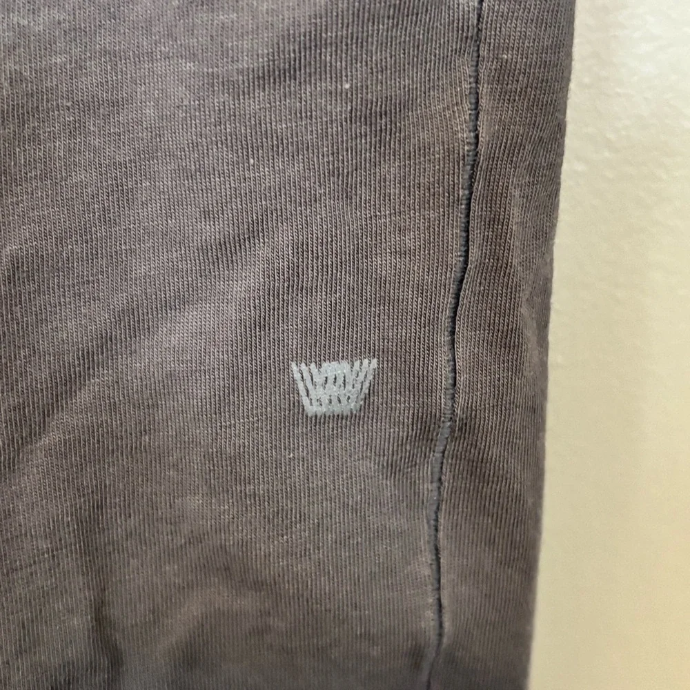 Mack Weldon Napoleon Gray V-Neck T-Shirt - size M​ - Picture 3 of 6